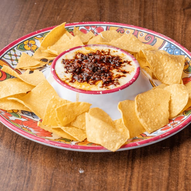 Chorizo Queso.